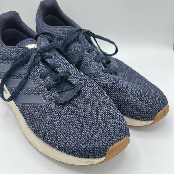 Adidas men’s blue and white running shoes, size 9.5 - Picture 1 of 7